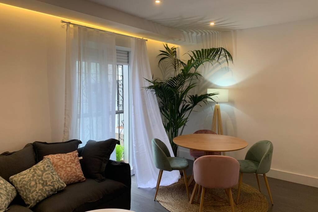 Apartamento A Estrenar A Un Minuto Del Alcazar Apartment Kordoba Bagian luar foto