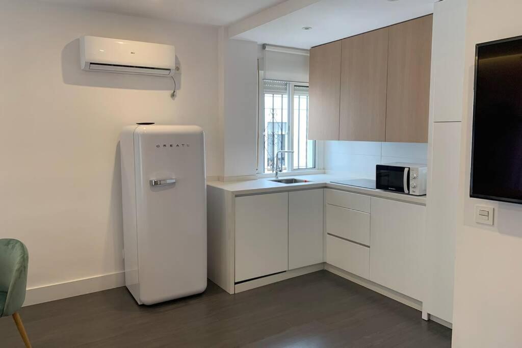 Apartamento A Estrenar A Un Minuto Del Alcazar Apartment Kordoba Bagian luar foto