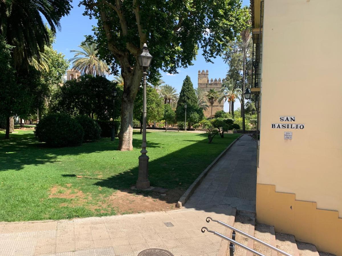 Apartamento A Estrenar A Un Minuto Del Alcazar Apartment Kordoba Bagian luar foto